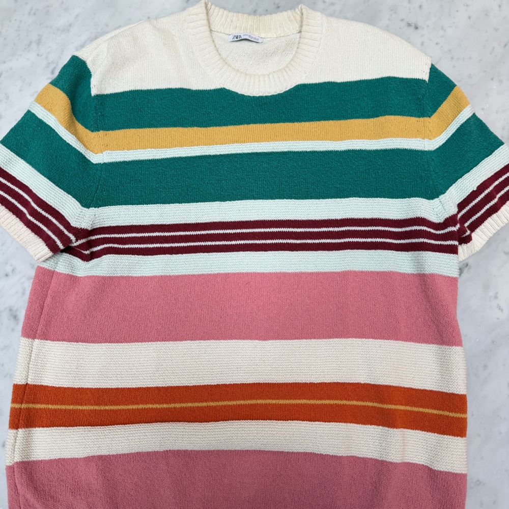 Men’s knit tee. Size XL